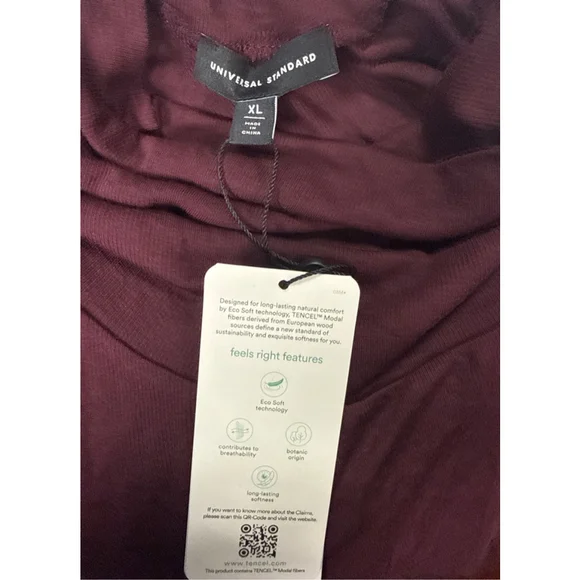 Women's Universal Standard Burgundy Turtleneck Sweater XL - Picture 5 of 8